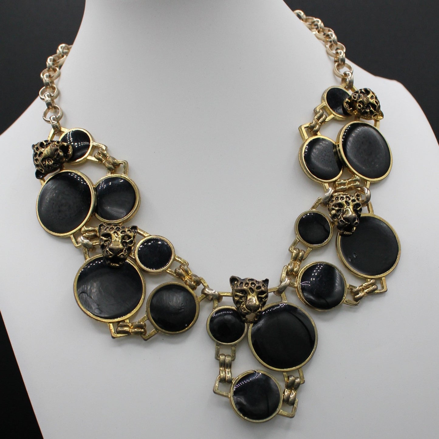 Nocturne Huntress: Cougar Faceted Runway Statement Necklace