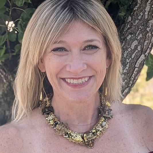 Ornamental Sin: Skull Sparkle Collar Necklace Fabulousness