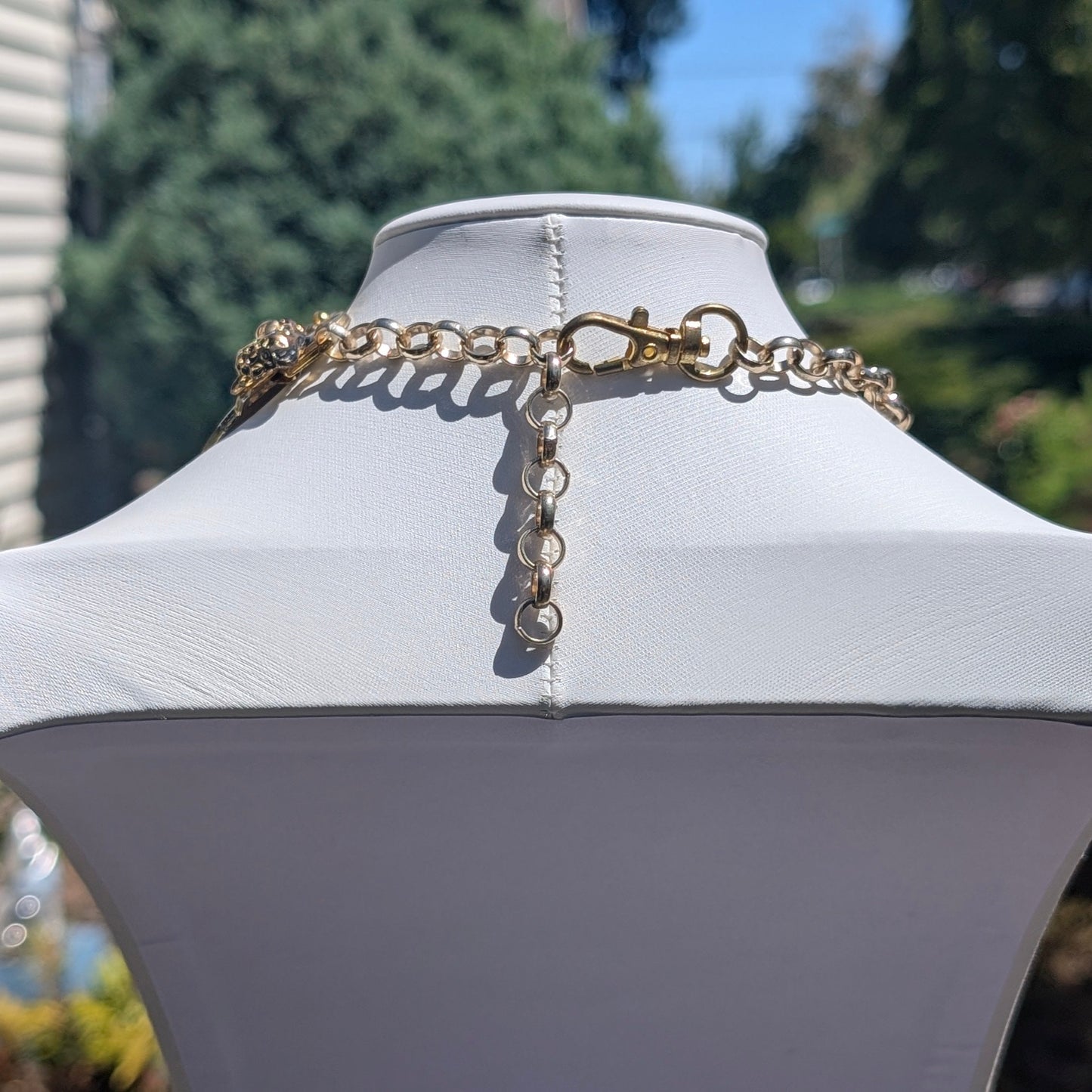 Nocturne Huntress: Cougar Faceted Runway Statement Necklace