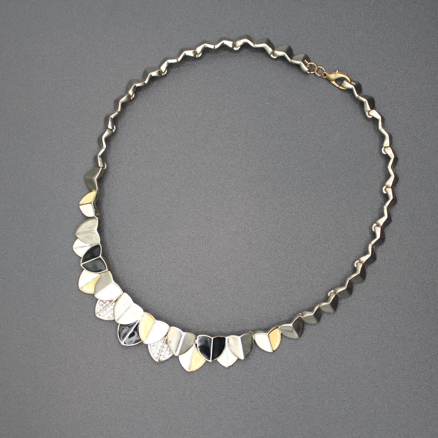 Contour Collar: Modern Neck Ring