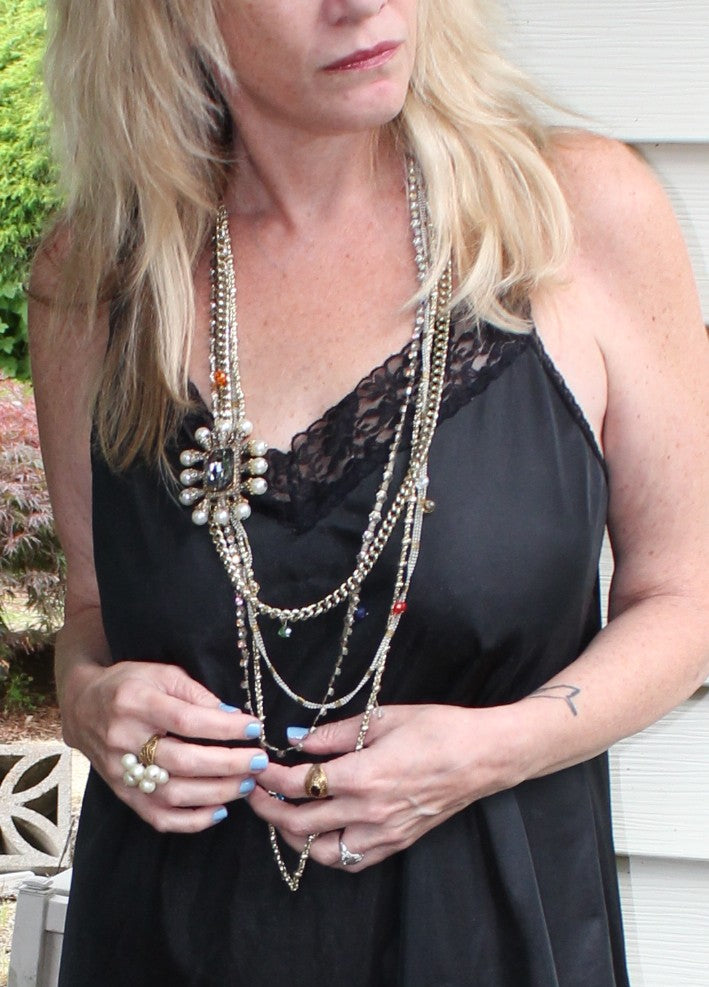 Ethereal Drapes: Exquisite Multi Strand Lariat Rope Necklace