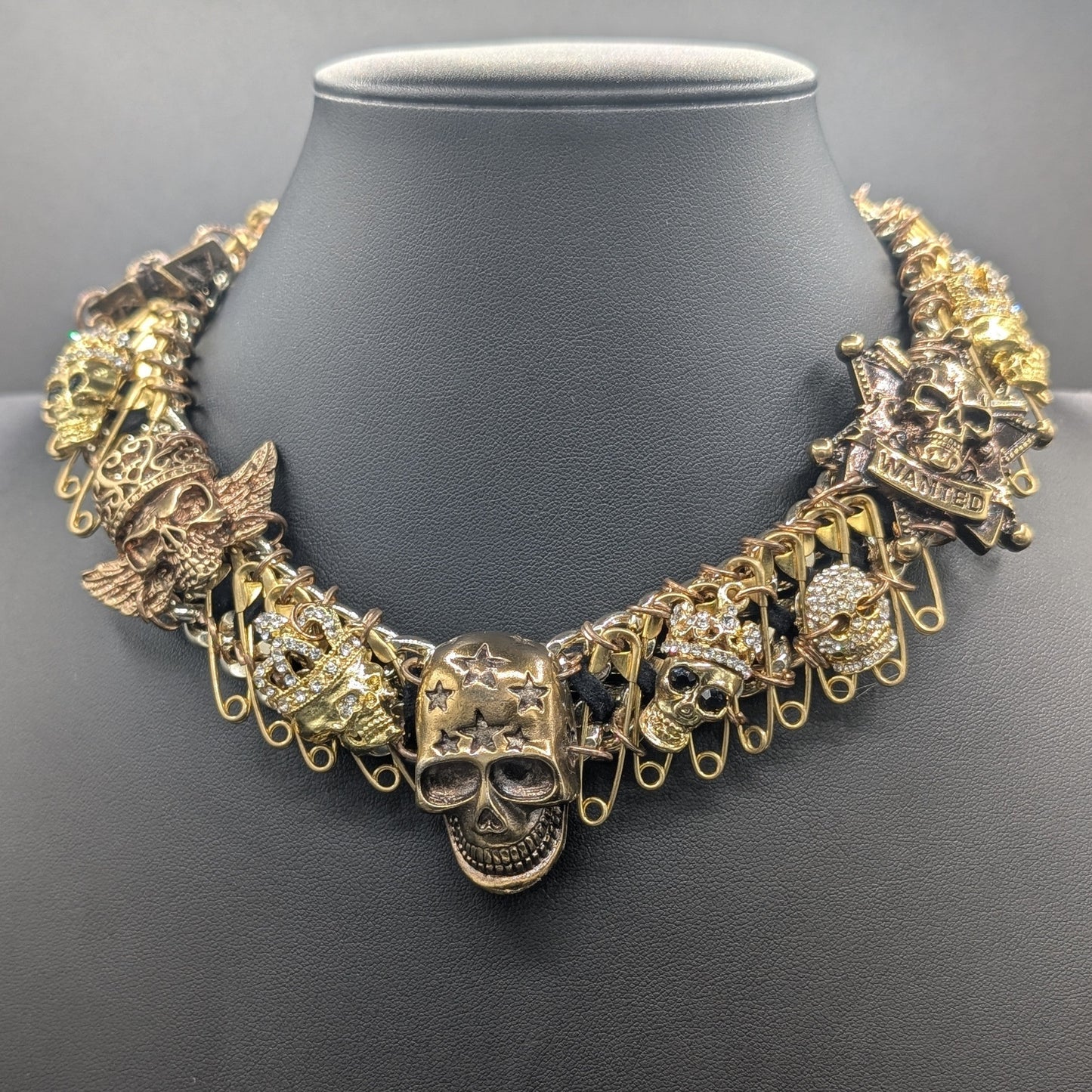 Ornamental Sin: Skull Sparkle Collar Necklace Fabulousness