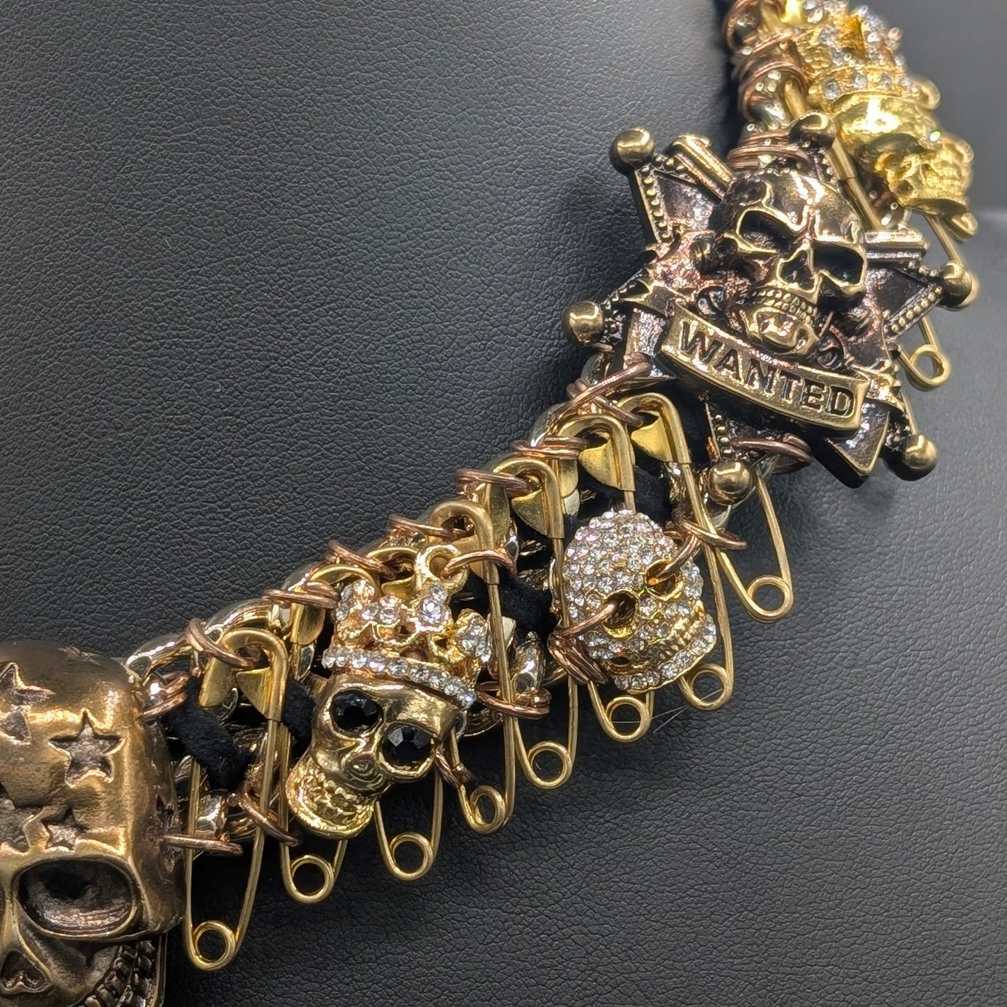 Ornamental Sin: Skull Sparkle Collar Necklace Fabulousness